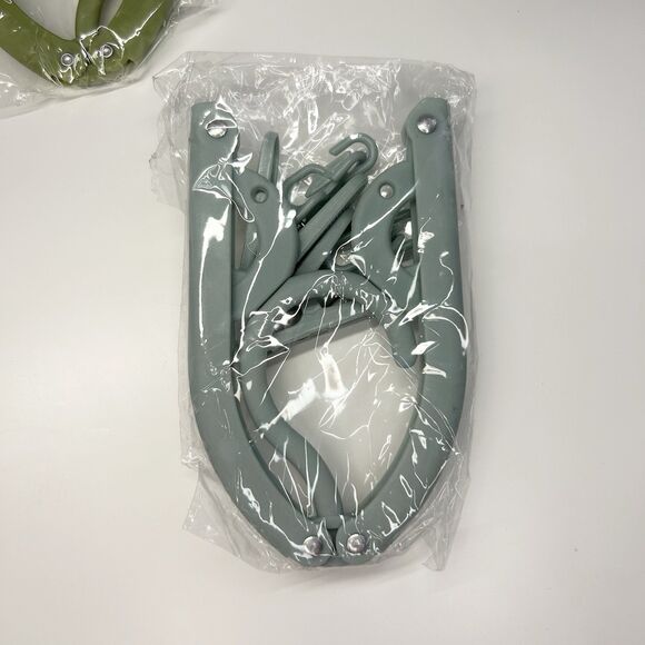 6 Foldable Travel Hangers Portable Folding Collapsible Clothes Drying Rack Clips - Picture 4 of 6